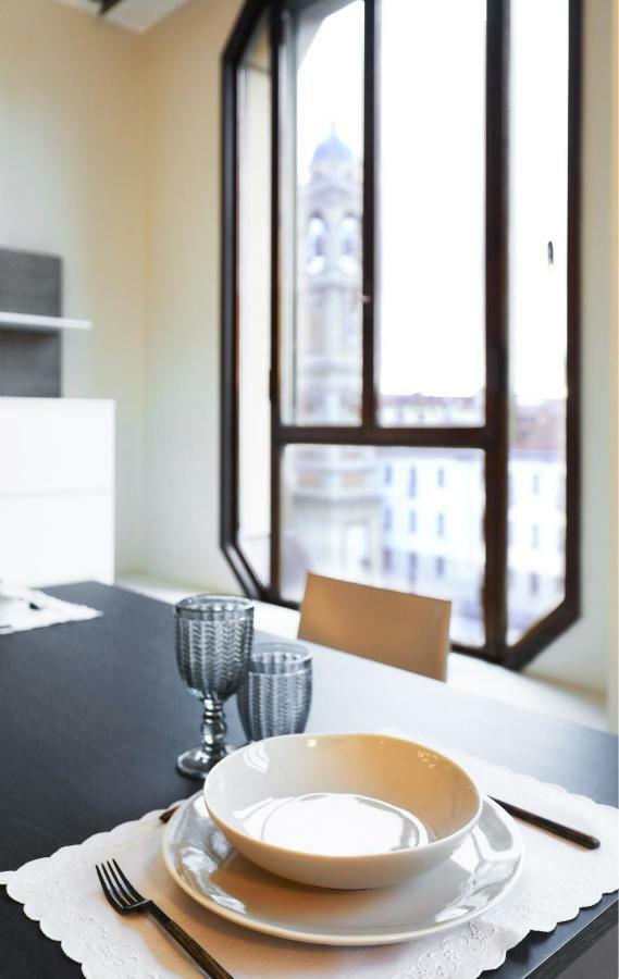 Duomo Luxury Apartment Milánó Kültér fotó